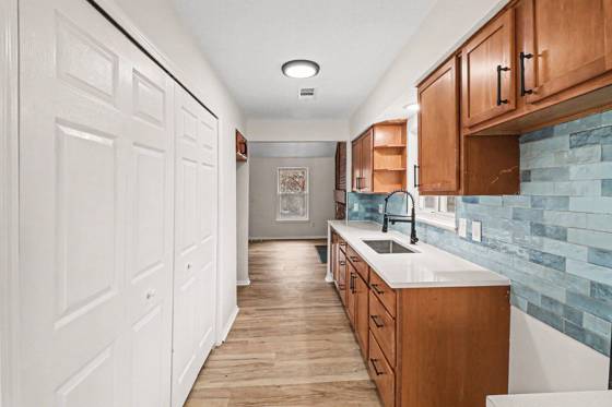 278 E Peterson Drive, Brighton, MI 48114 photo 5