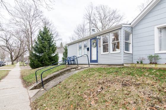 553 W Middle Street, Chelsea, MI 48118 photo 4