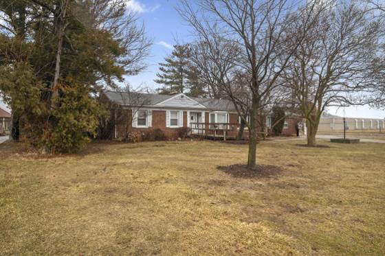 26204 Doxtator Street, Dearborn Heights, MI 48127 photo 3