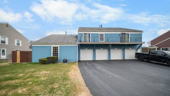 23659 Stonehenge Boulevard, Novi, MI 48375 photo 2