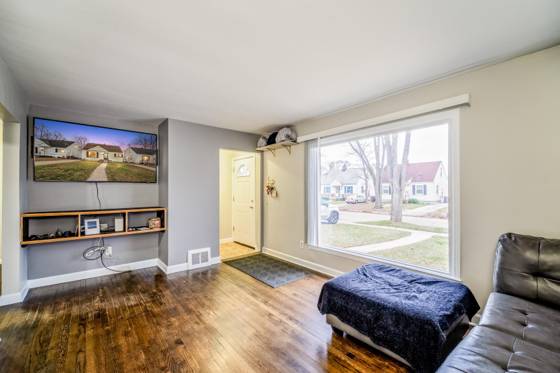 33963 Glover Street, Wayne, MI 48184 photo 4