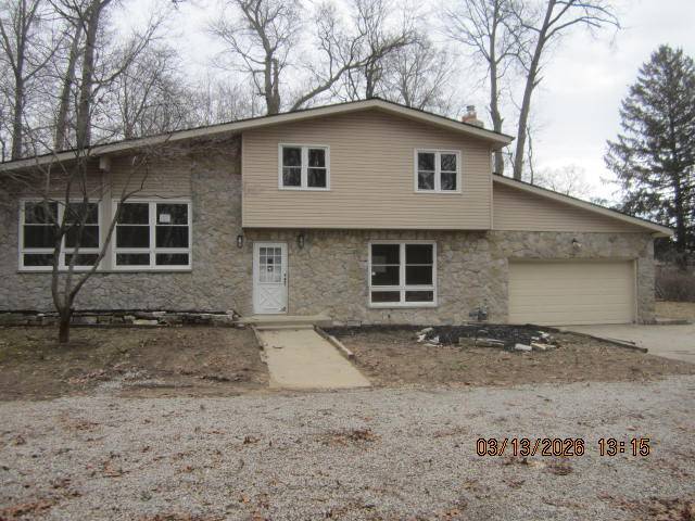 7656 Lucille Drive, Lambertville, MI