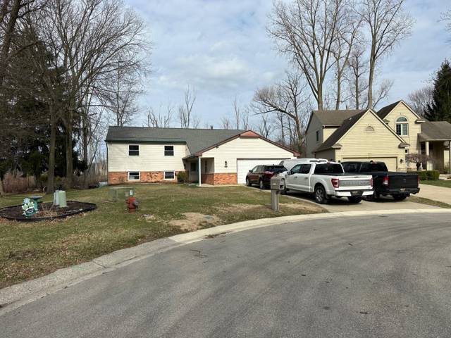1535 Kings Crown, Wixom, MI