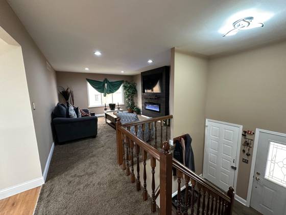 1535 Kings Crown, Wixom, MI 48393 photo 4