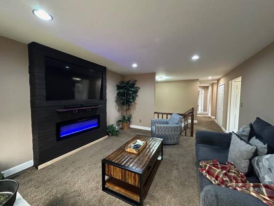 1535 Kings Crown, Wixom, MI 48393 photo 3