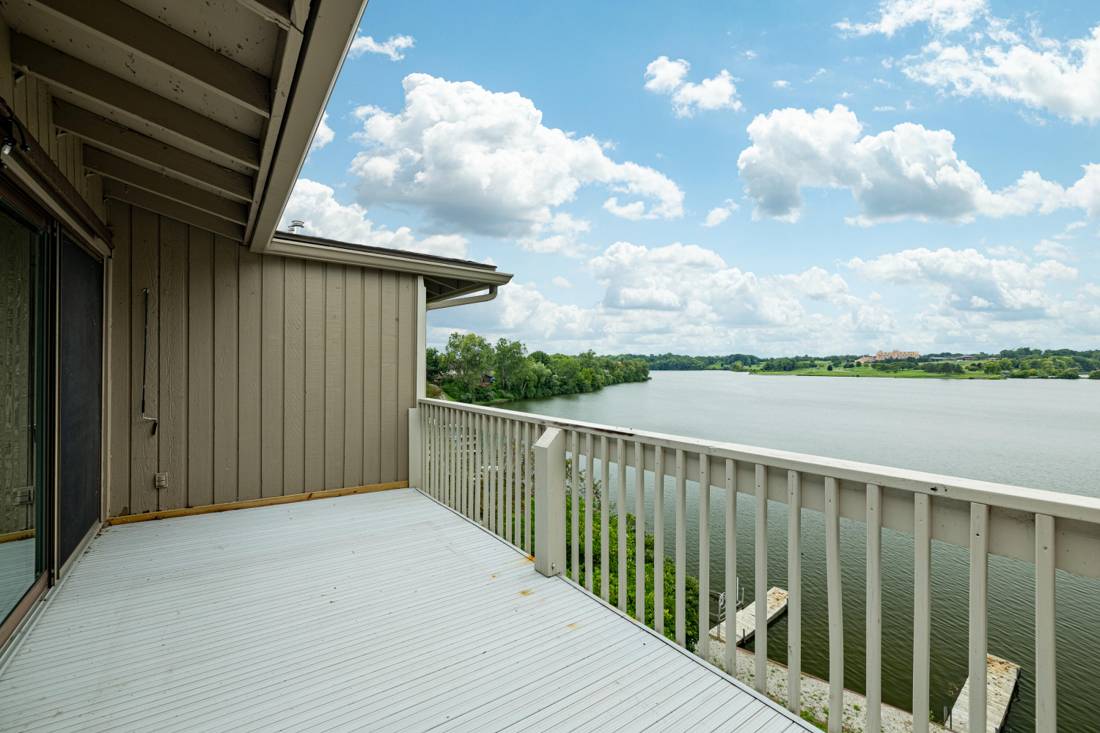 893 Cliffs #307 A, Ypsilanti, MI 48198