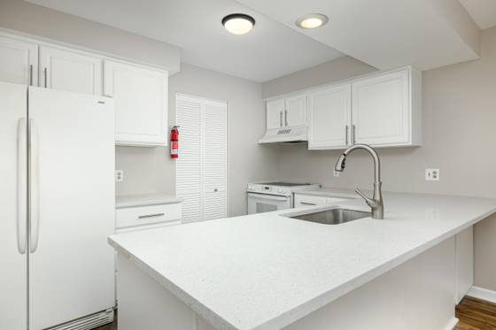 893 Cliffs #307 A, Ypsilanti, MI 48198 photo 5