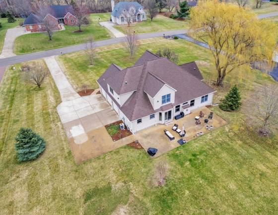 9838 Woodbend Drive, Saline, MI 48176 photo 2