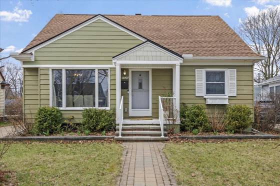 1031 Duncan Street, Ann Arbor, MI 48103 photo 2
