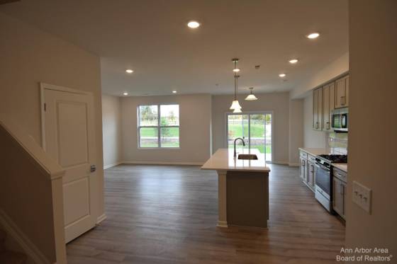 105 Salt Springs Drive, Saline, MI 48176 photo 4