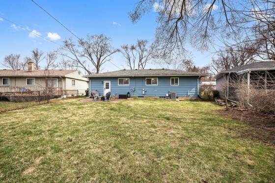 2133 N Circle Drive, Ann Arbor, MI 48103 photo 2