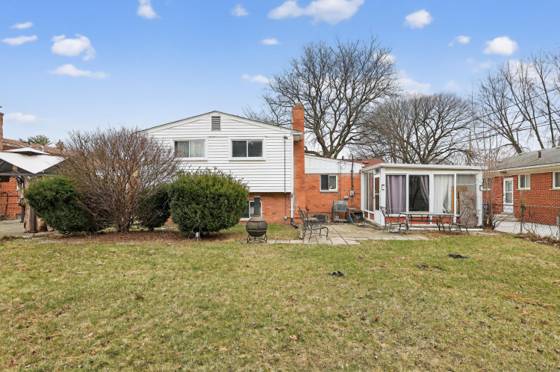13511 Dixie, Redford, MI 48239 photo 2