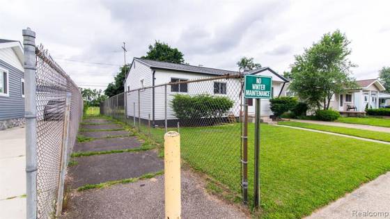 1203 Commonwealth Avenue, Ypsilanti, MI 48198 photo 4