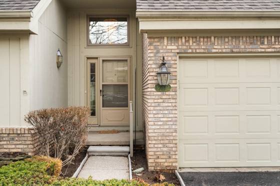 36482 Lochdale, Farmington Hills, MI 48335 photo 3