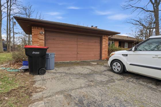 22903 N Bellwood Drive, Southfield, MI 48034 photo 3
