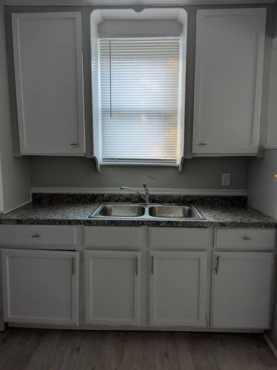 9994 Vaughan Street, Detroit, MI 48228 photo 2