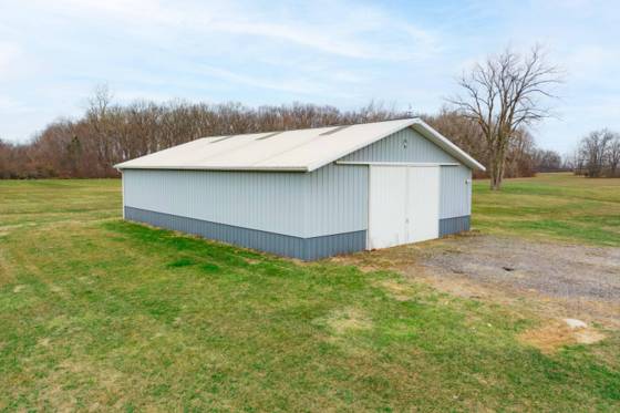 12215 Crossman Road, Carleton, MI 48117 photo 4