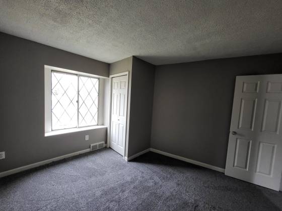 20304 E Eight Mile Road, Harper Woods, MI 48225 photo 4