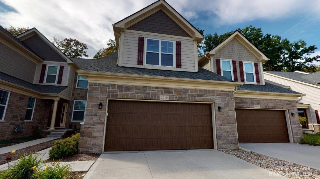 3010 N Spurway Drive, Ann Arbor, MI 48105