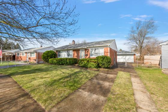 1131 Laurel Avenue, Ypsilanti, MI 48198 photo 2