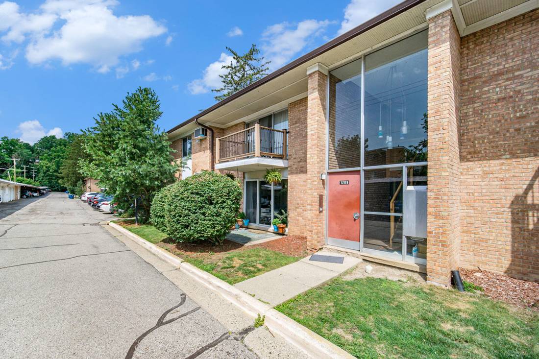 1209 Island Drive #102, Ann Arbor, MI 48105