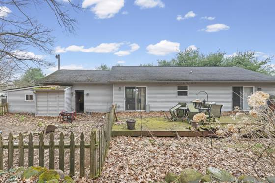 19827 Williamsville Road, Gregory, MI 48137 photo 4