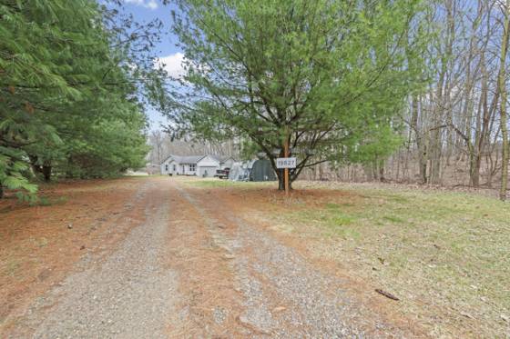 19827 Williamsville Road, Gregory, MI 48137 photo 2