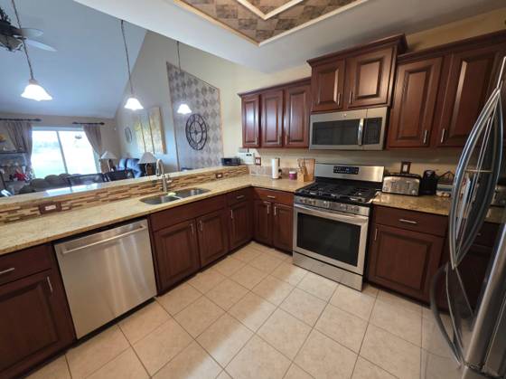 31637 Beaver Circle, New Boston, MI 48164 photo 5