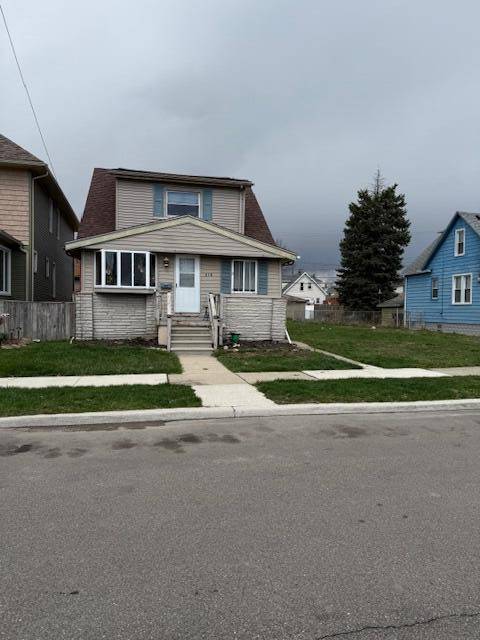 840 Superior Boulevard, Wyandotte, MI