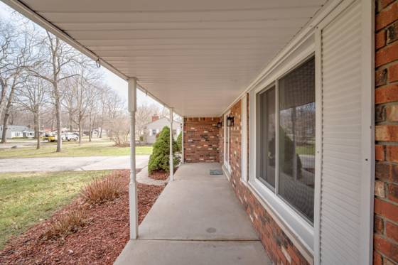 9137 Rucker Road, Grosse Ile, MI 48138 photo 3