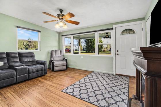 48758 Sully Drive, Belleville, MI 48111 photo 3