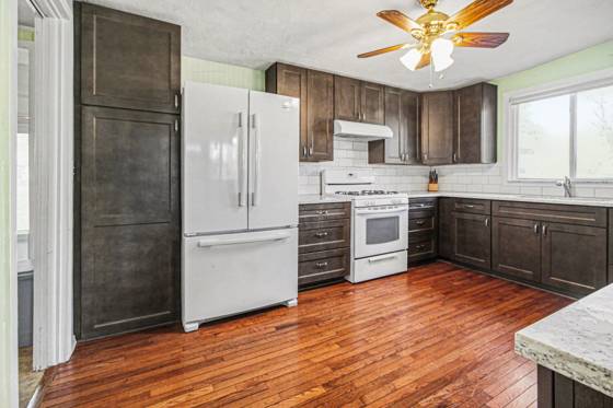 48758 Sully Drive, Belleville, MI 48111 photo 5