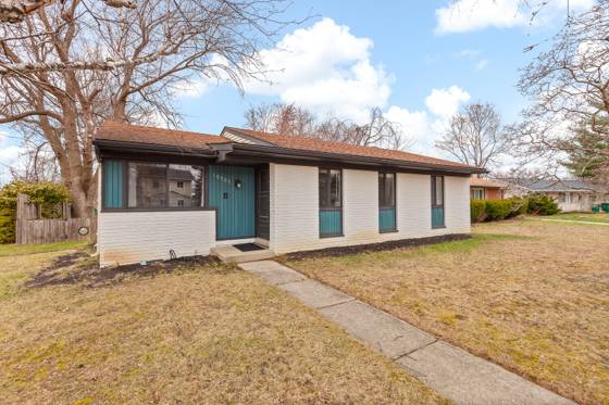 10905 Jackson Court, Van Buren Twp, MI 48111 photo 2