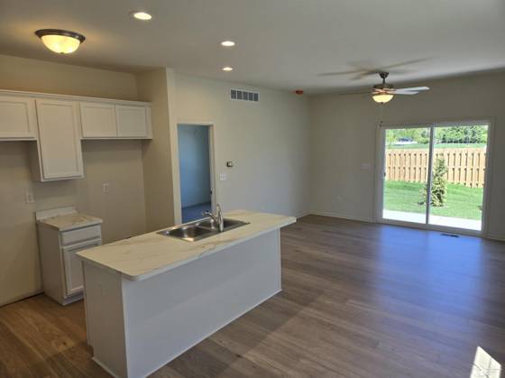 807 Plum Vlg Drive #57, Monroe, MI 48161 photo 2