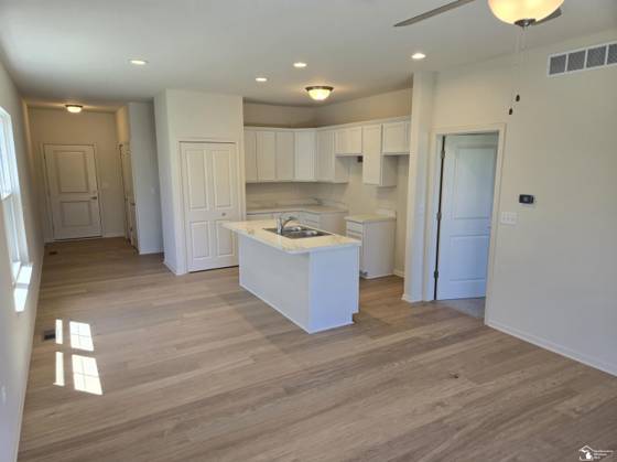 807 Plum Vlg Drive #57, Monroe, MI 48161 photo 3