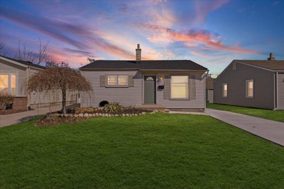 647 E Brockton Avenue, Madison Heights, MI 48071 photo 2