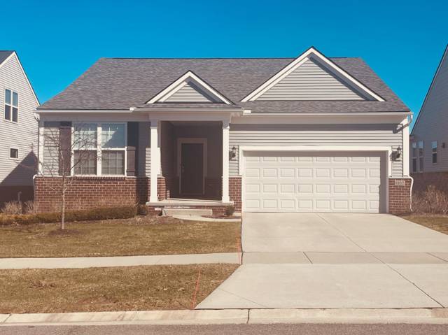 1352 Nuthatch Lane, Lake Orion, MI