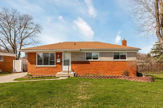 27317 Welsh Drive, Warren, MI 48092 photo 2