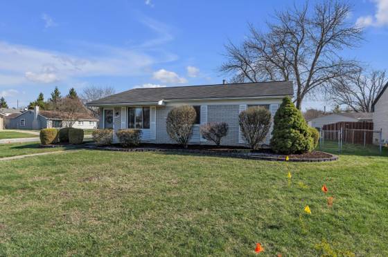39345 Surrey Heights Court, Westland, MI 48186 photo 2