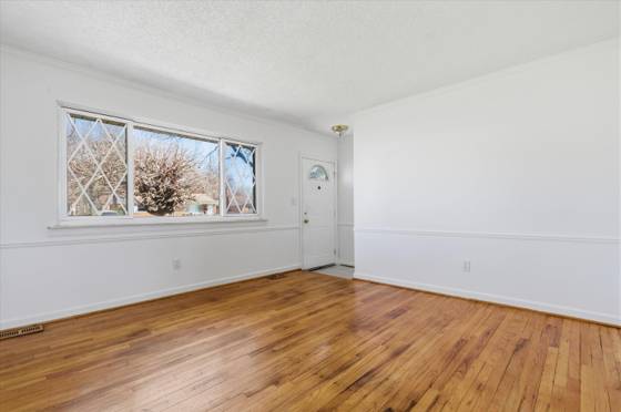 29725 Brown Court, Garden City, MI 48135 photo 3