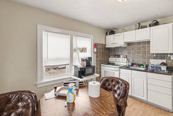 958 W Cross Street, Ypsilanti, MI 48197 photo 2