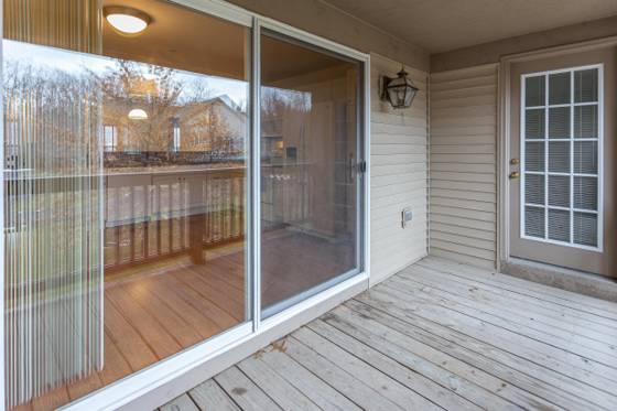 28471 Carlton Way Drive, Novi, MI 48377 photo 5