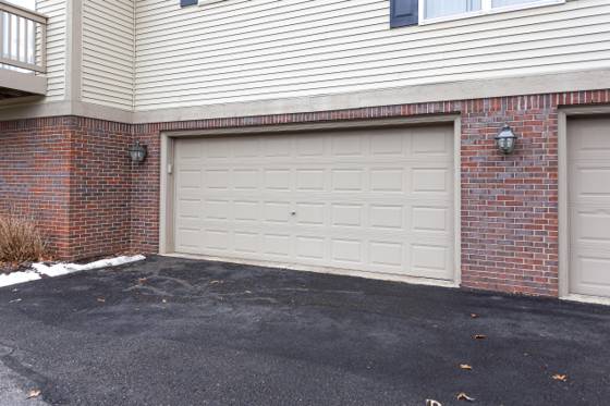 28471 Carlton Way Drive, Novi, MI 48377 photo 4