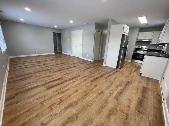 210 W 6th Street, Royal Oak, MI 48067 photo 3