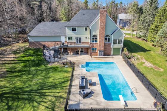2750 Bayview Drive, Pinckney, MI 48169 photo 3