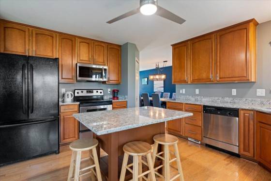8302 N Warwick Court, Ypsilanti, MI 48198 photo 3