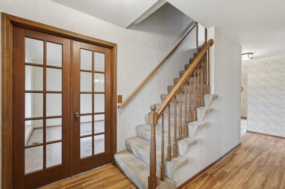37962 Munger Drive, Livonia, MI 48154 photo 2