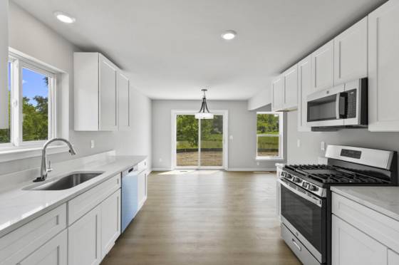 31573 Augusta Drive #70, Romulus, MI 48174 photo 2