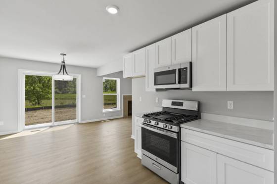31573 Augusta Drive #70, Romulus, MI 48174 photo 4