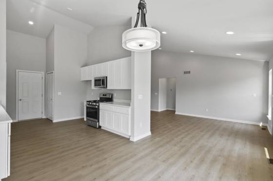 31595 Augusta Drive #69, Romulus, MI 48174 photo 4